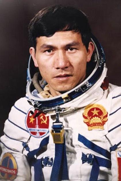 Pham Tuân - Actor Profile Photo