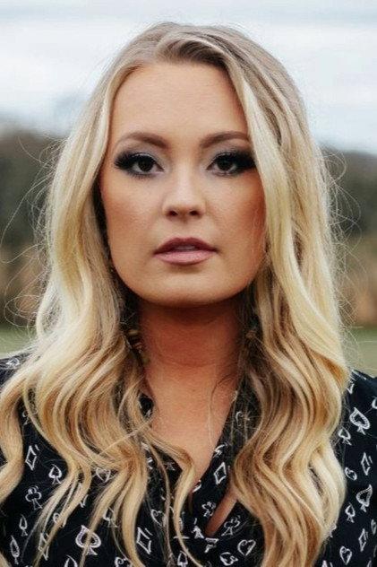 Janelle Arthur - Actor Profile Photo