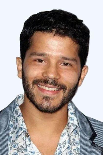 Carlo Alban - Actor Profile Photo