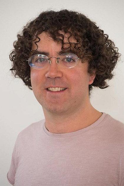 Ewan Henderson - Actor Profile Photo