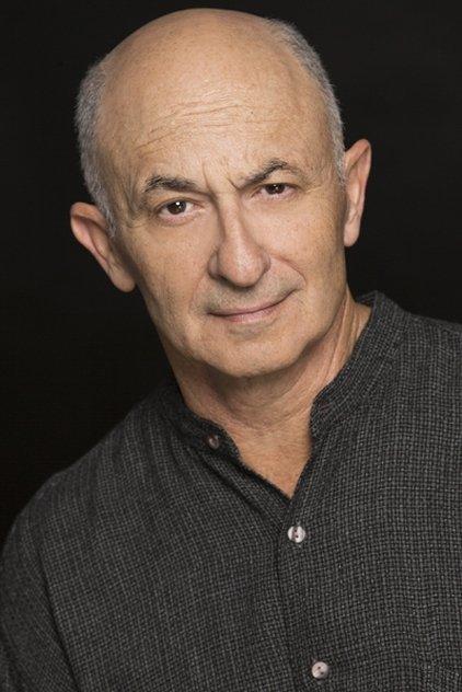 Robert Small - Actor Profile Photo