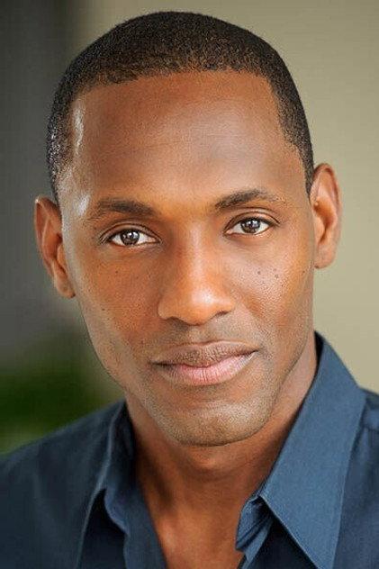 Paul Pryce - Actor Profile Photo