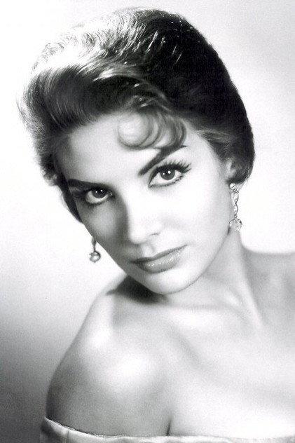 Elvira Quintana - Actor Profile Photo
