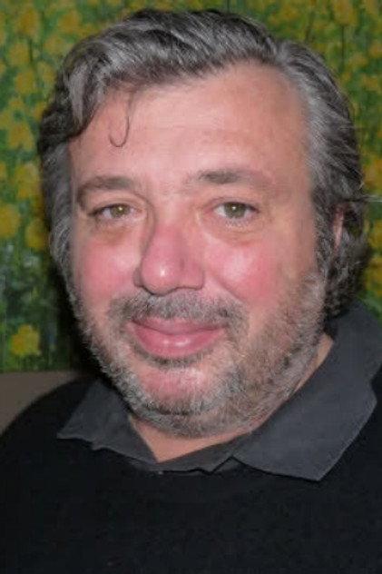 Louis Becker - Actor Profile Photo