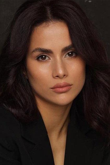 Zeynep Derin Şenyiğit - Actor Profile Photo