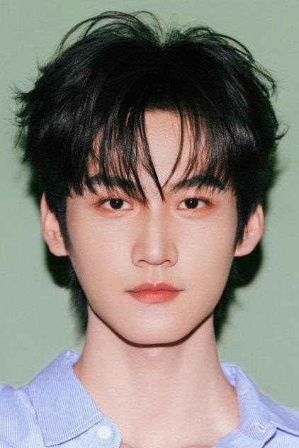 Daniel Zhou - Actor Profile Photo