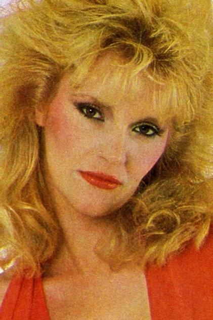 Annette Heinz - Actor Profile Photo