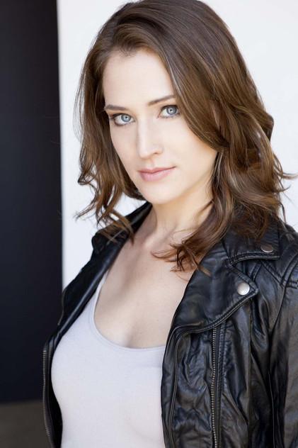Lisa Younger - Actor Profile Photo