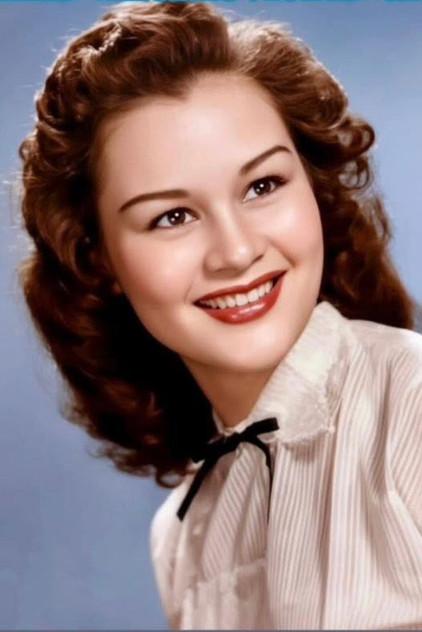 Norma Vales - Actor Profile Photo