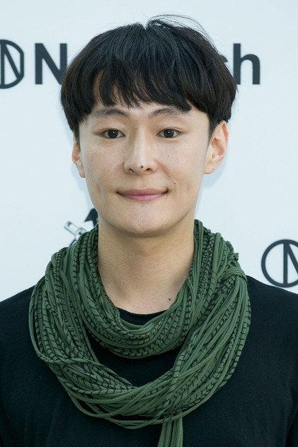 Fhi Fan - Actor Profile Photo