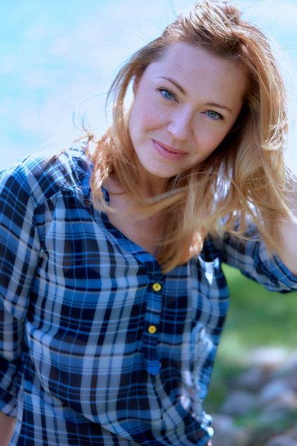 Elizabeth Lavender - Actor Profile Photo