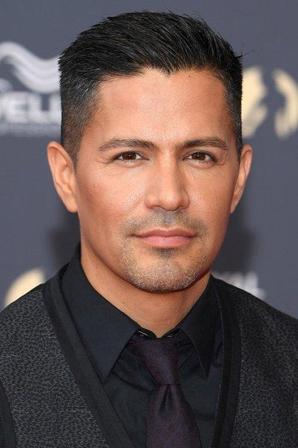 Jay Hernandez - Actor Profile Photo