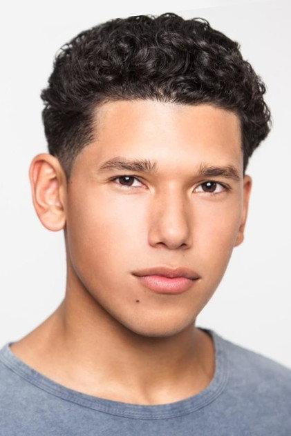 Alexander Dominguez - Actor Profile Photo