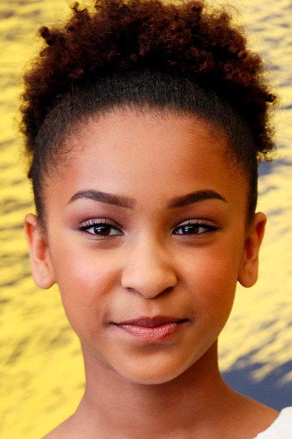 Sennia Nanua - Actor Profile Photo
