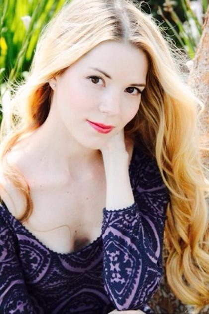 Brooke Anne Smith - Actor Profile Photo