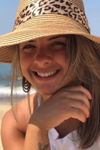 Amanda Diniz - Actor Profile Photo