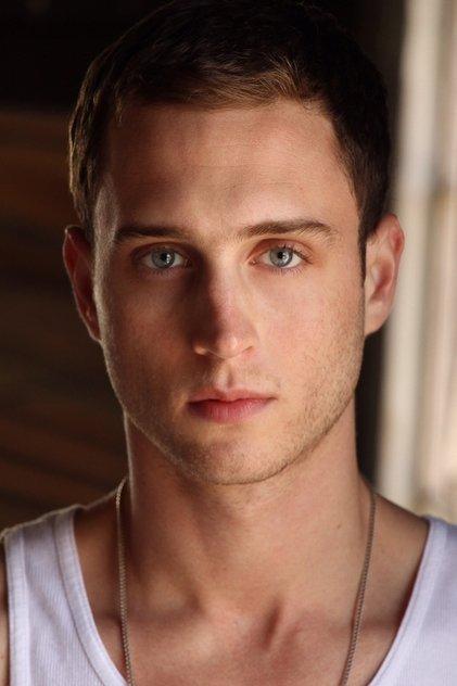 Chet Hanks - Actor Profile Photo