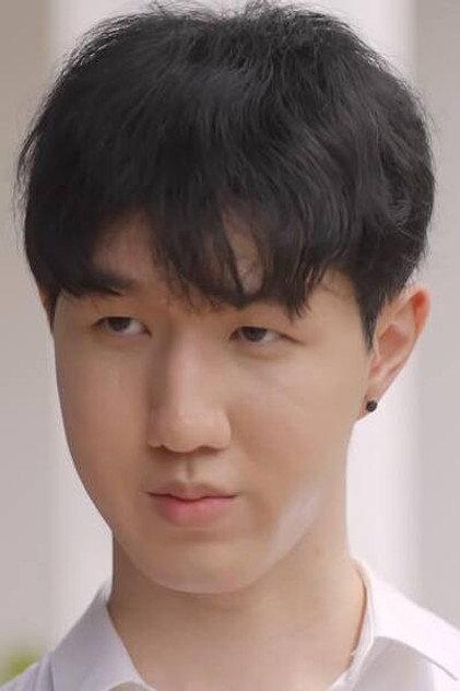 Deng Xun - Actor Profile Photo