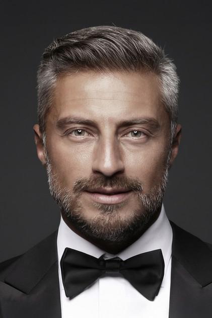 Selçuk Yapar - Actor Profile Photo