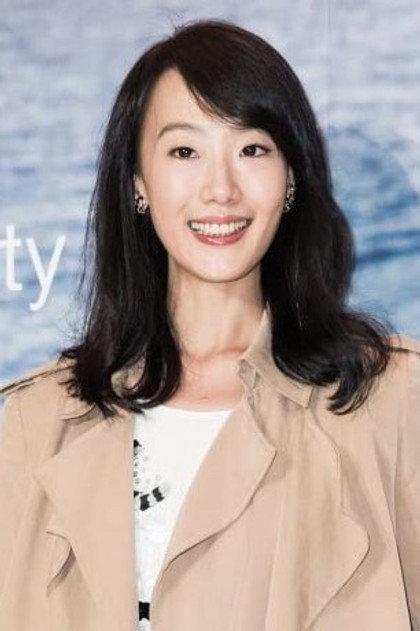 Joelle Lu - Actor Profile Photo