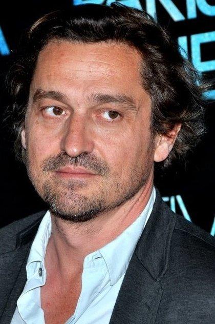Louis-Do de Lencquesaing - Actor Profile Photo