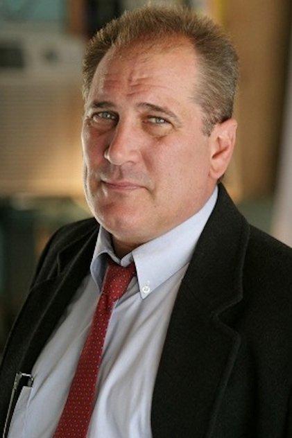 Sam Ayers - Actor Profile Photo