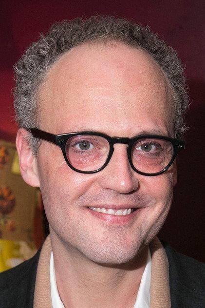Alex Beckett - Actor Profile Photo