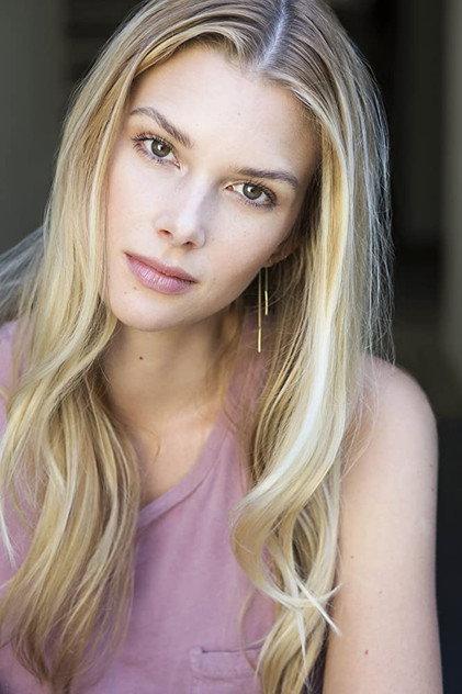 Emma Ishta - Actor Profile Photo