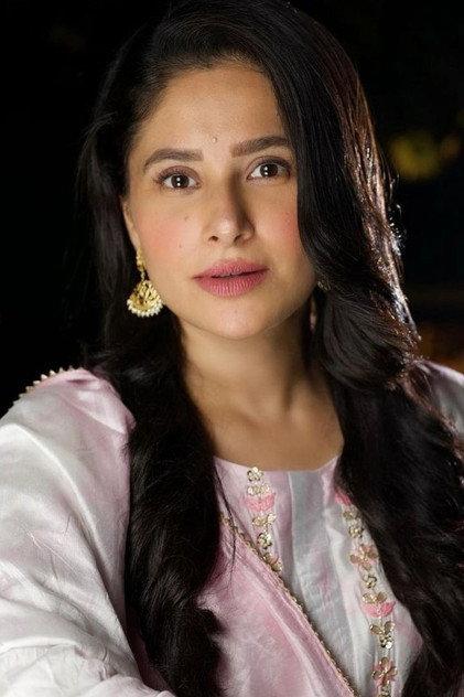 Shubhaavi Choksey - Actor Profile Photo