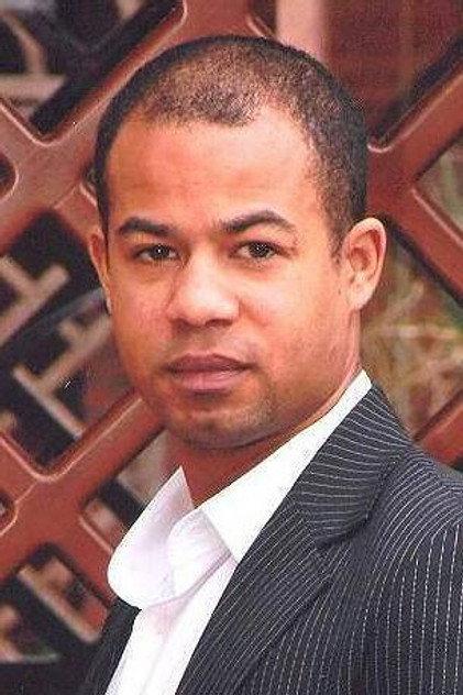 Frederik Kuaku - Actor Profile Photo