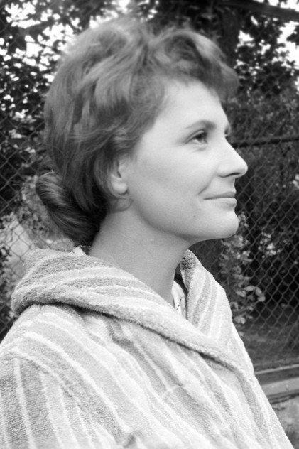 Anna Ciepielewska - Actor Profile Photo