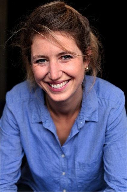 Manon Kneusé - Actor Profile Photo