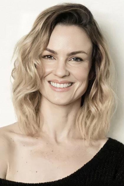 Carolina Kasting - Actor Profile Photo