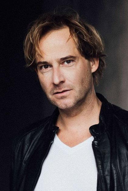 Niels-Bruno Schmidt - Actor Profile Photo
