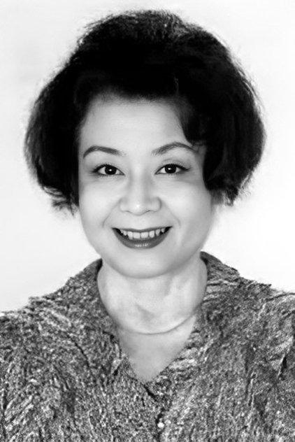 Moeko Ezawa - Actor Profile Photo