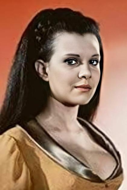 Madeleine Collinson - Actor Profile Photo