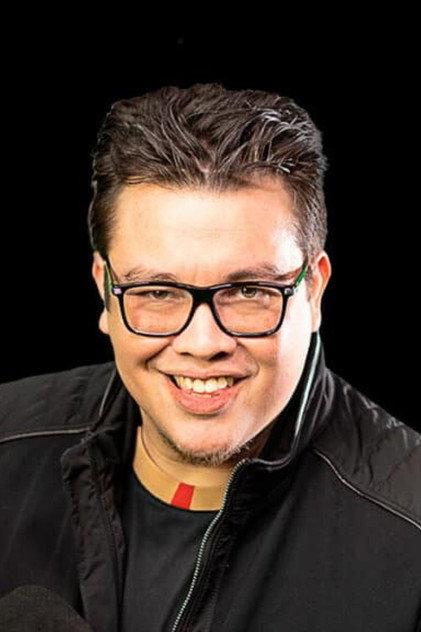 Franco Escamilla - Actor Profile Photo