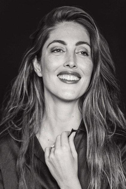Nadia Poeschmann - Actor Profile Photo