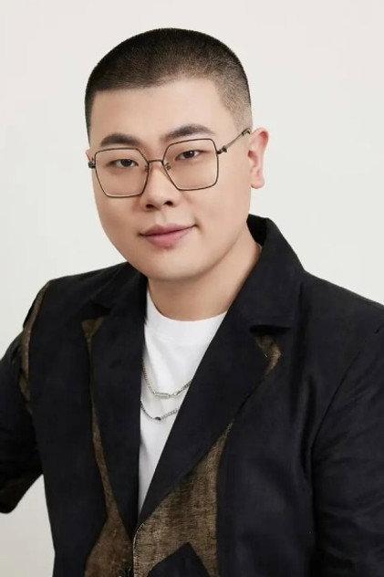 Lv Yan - Actor Profile Photo
