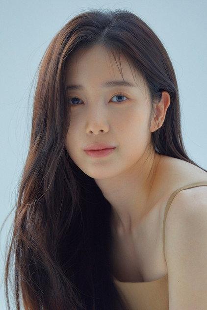 Yoon Chae-kyung - Actor Profile Photo