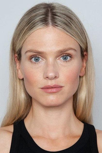 Sophia Lie - Actor Profile Photo