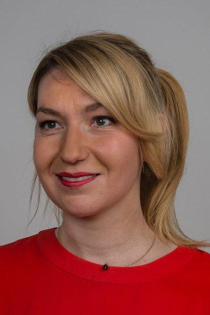 Julia Jelinek - Actor Profile Photo