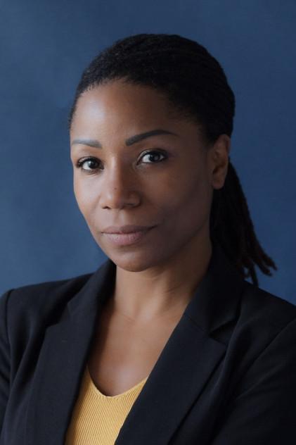 Isabelle Menal - Actor Profile Photo
