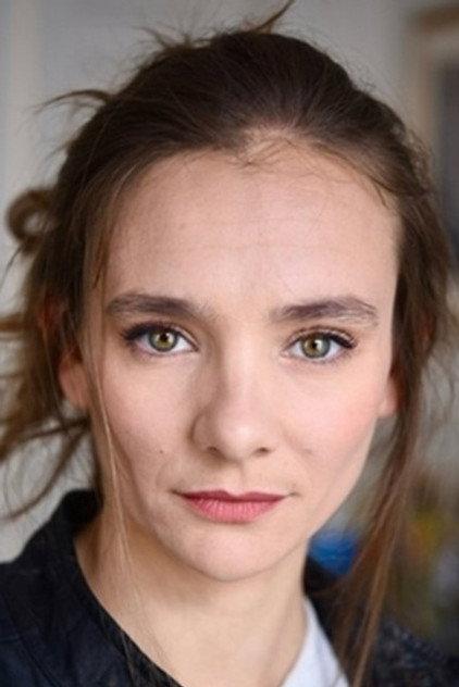 Cassandre Vittu de Kerraoul - Actor Profile Photo