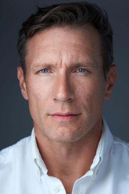 Tom O'Connell - Actor Profile Photo