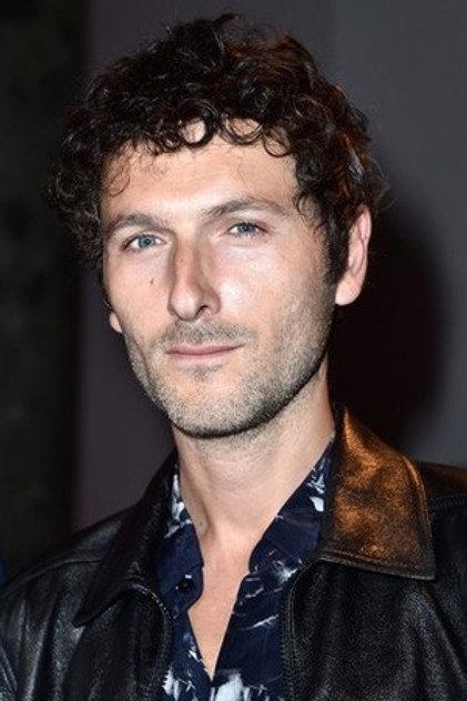 Simon Buret - Actor Profile Photo
