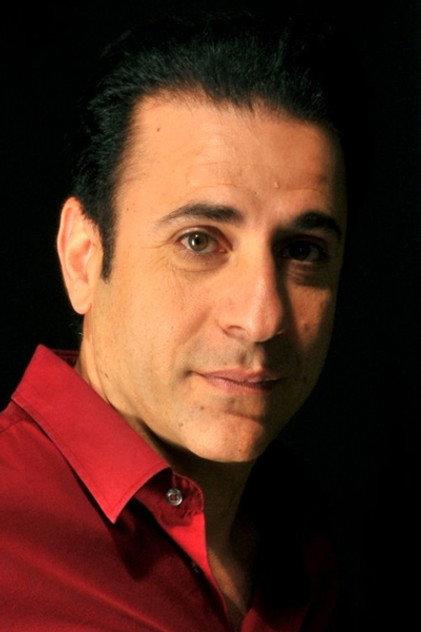 Vahik Pirhamzei - Actor Profile Photo
