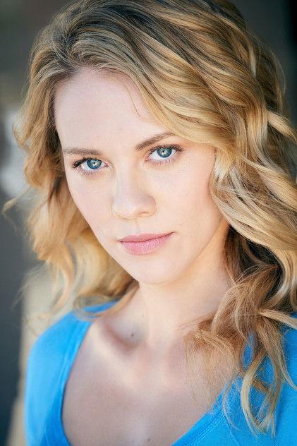 Kelcie Stranahan - Actor Profile Photo