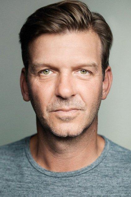 Jason Hughes - Actor Profile Photo