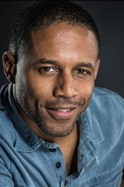 Martin Ezelle - Actor Profile Photo
